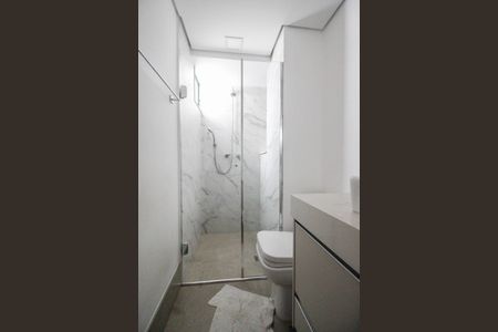 Apartamento à venda com 150m², 3 quartos e 2 vagas Apartamento à venda com 150m², 3 quartos e 2 vagasBanheiro