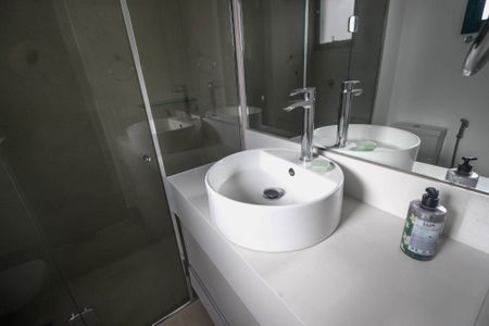 Apartamento à venda com 150m², 3 quartos e 2 vagas Apartamento à venda com 150m², 3 quartos e 2 vagasSuíte