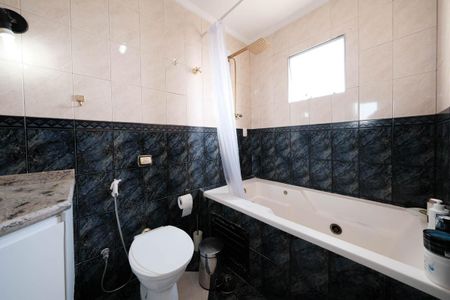 Apartamento à venda com 100m², 3 quartos e 1 vagaBanheiro 2