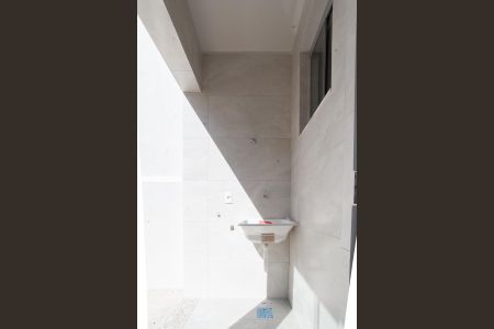 Casa à venda com 70m², 2 quartos e 1 vaga Casa à venda com 70m², 2 quartos e 1 vagaÁrea de Serviço