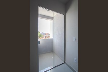 Casa à venda com 70m², 2 quartos e 1 vaga Casa à venda com 70m², 2 quartos e 1 vagaVaranda da Suíte 1