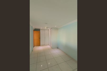 Apartamento à venda com 180m², 4 quartos e 3 vagasSuite 2