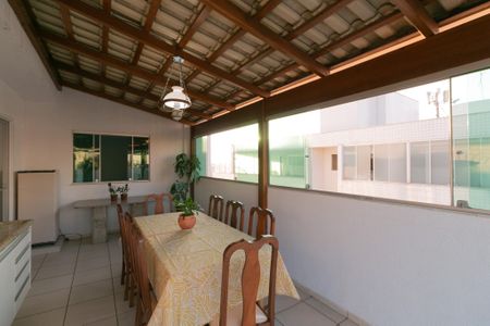 Apartamento à venda com 180m², 4 quartos e 3 vagasArea comum