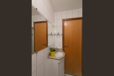Apartamento à venda com 180m², 4 quartos e 3 vagasBanheiro/Suite 2