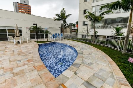 Apartamento à venda com 96m², 2 quartos e 2 vagas Apartamento à venda com 96m², 2 quartos e 2 vagasÁrea comum - Piscina