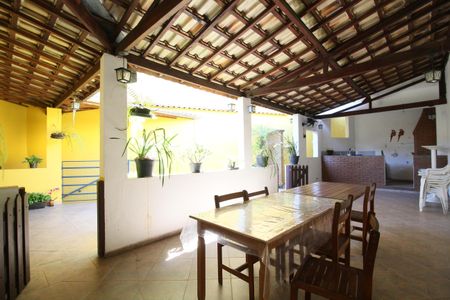 Casa à venda com 300m², 2 quartos e 12 vagasÁrea gourmet