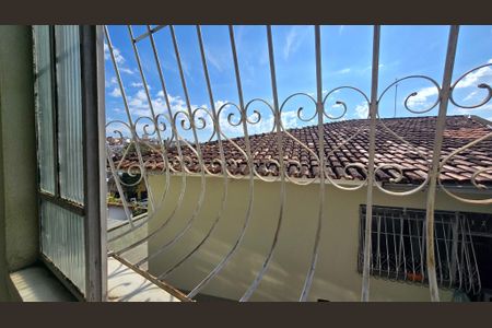 Casa à venda com 220m², 5 quartos e 4 vagasVista