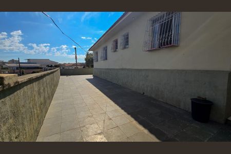 Casa à venda com 220m², 5 quartos e 4 vagasQuintal