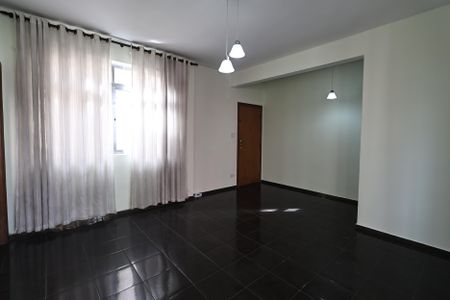 Apartamento à venda com 90m², 2 quartos e 1 vagaSala