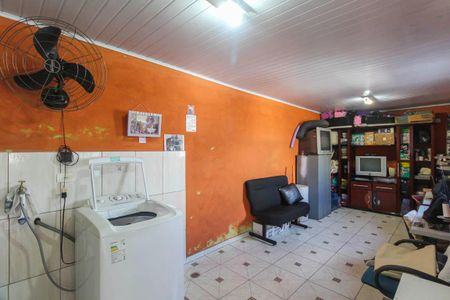Casa à venda com 240m², 2 quartos e 3 vagas Casa à venda com 240m², 2 quartos e 3 vagasÁrea de Serviço
