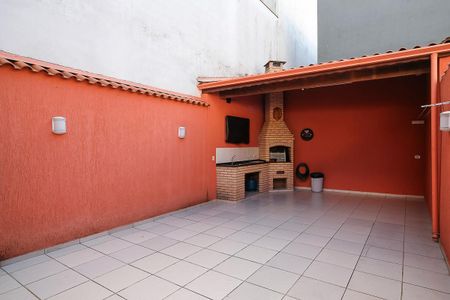 Casa à venda com 203m², 3 quartos e 2 vagasQuintal