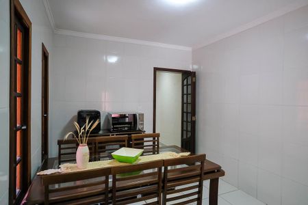 Casa à venda com 203m², 3 quartos e 2 vagasCozinha