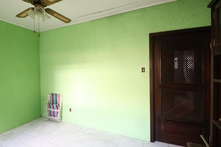 Casa à venda com 101m², 2 quartos e 2 vagasSala