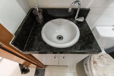 Apartamento à venda com 40m², 2 quartos e 1 vaga Apartamento à venda com 40m², 2 quartos e 1 vagaBanheiro Social