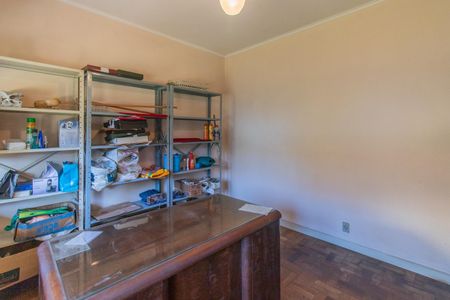 Casa à venda com 320m², 6 quartos e 2 vagas Casa à venda com 320m², 6 quartos e 2 vagasQuarto 1