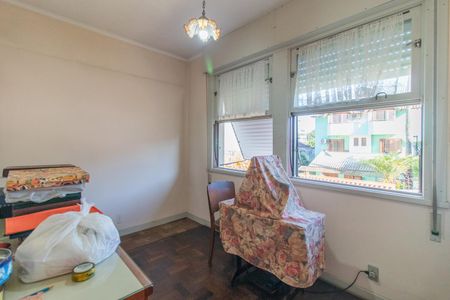 Casa à venda com 320m², 6 quartos e 2 vagas Casa à venda com 320m², 6 quartos e 2 vagasQuarto 2