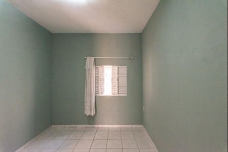 Casa à venda com 279m², 2 quartos e 3 vagas Casa à venda com 279m², 2 quartos e 3 vagasQuarto 2