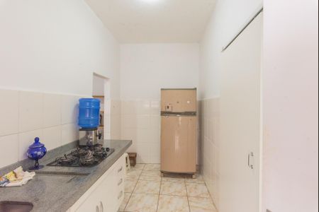 Casa à venda com 279m², 2 quartos e 3 vagas Casa à venda com 279m², 2 quartos e 3 vagasEdícula