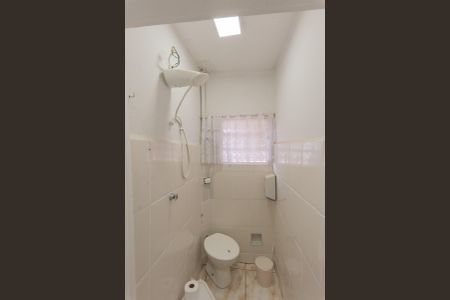 Casa à venda com 279m², 2 quartos e 3 vagas Casa à venda com 279m², 2 quartos e 3 vagasEdícula