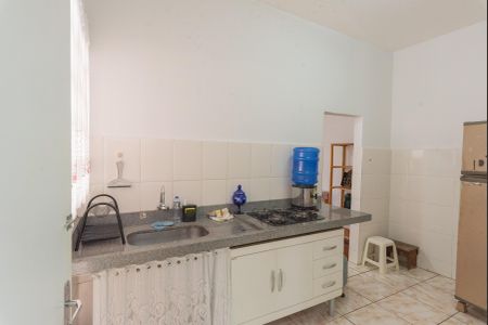 Casa à venda com 279m², 2 quartos e 3 vagas Casa à venda com 279m², 2 quartos e 3 vagasEdícula