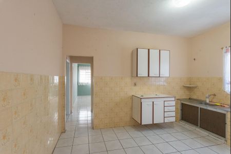 Casa à venda com 279m², 2 quartos e 3 vagas Casa à venda com 279m², 2 quartos e 3 vagasCozinha