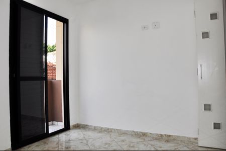 Apartamento à venda com 50m², 2 quartos e 1 vaga Apartamento à venda com 50m², 2 quartos e 1 vagaQuarto 01 com Varanda