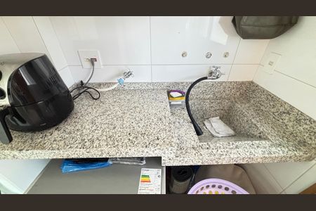 Apartamento à venda com 97m², 3 quartos e 2 vagas Apartamento à venda com 97m², 3 quartos e 2 vagasÁrea de Serviço