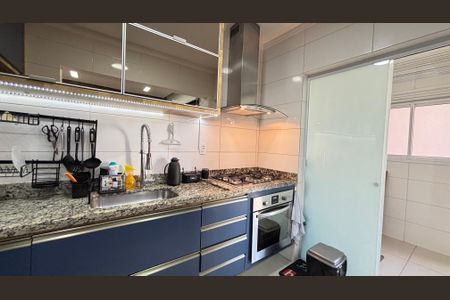 Apartamento à venda com 97m², 3 quartos e 2 vagas Apartamento à venda com 97m², 3 quartos e 2 vagasCozinha