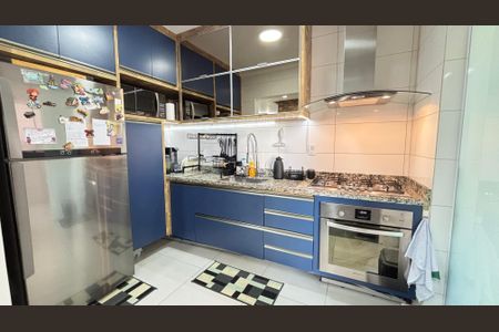 Apartamento à venda com 97m², 3 quartos e 2 vagas Apartamento à venda com 97m², 3 quartos e 2 vagasCozinha