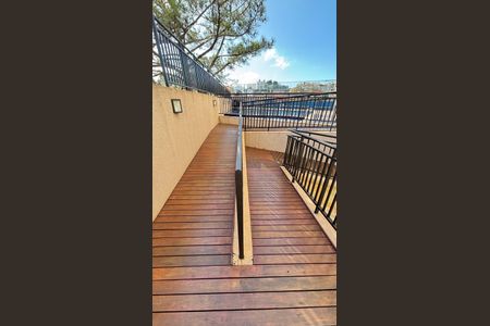 Apartamento à venda com 97m², 3 quartos e 2 vagas Apartamento à venda com 97m², 3 quartos e 2 vagasRampa - Corrimão