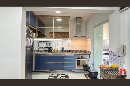 Apartamento à venda com 97m², 3 quartos e 2 vagas Apartamento à venda com 97m², 3 quartos e 2 vagasCozinha