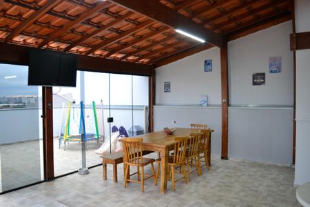 Apartamento à venda com 140m², 2 quartos e 2 vagas Apartamento à venda com 140m², 2 quartos e 2 vagasCobertura