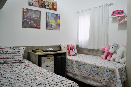 Apartamento à venda com 140m², 2 quartos e 2 vagas Apartamento à venda com 140m², 2 quartos e 2 vagasQuarto