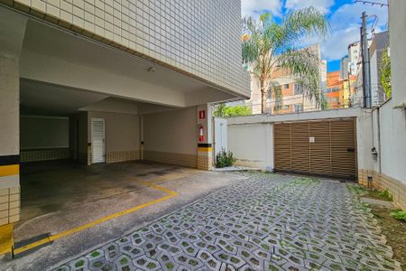 Apartamento à venda com 130m², 3 quartos e 2 vagas Apartamento à venda com 130m², 3 quartos e 2 vagasGaragem