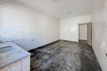 Casa à venda com 447m², 3 quartos e 1 vaga Casa à venda com 447m², 3 quartos e 1 vagaCozinha