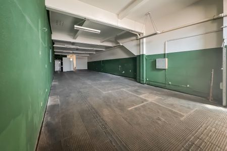 Casa à venda com 447m², 3 quartos e 1 vaga Casa à venda com 447m², 3 quartos e 1 vagaTérreo