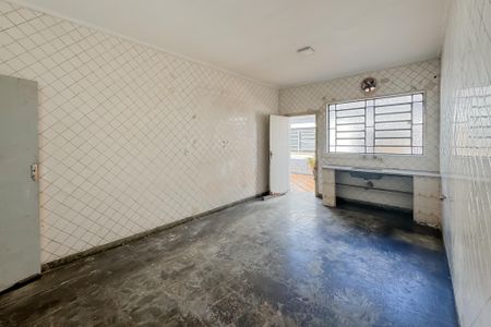 Casa à venda com 447m², 3 quartos e 1 vaga Casa à venda com 447m², 3 quartos e 1 vagaCozinha