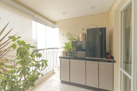 Apartamento à venda com 131m², 3 quartos e 3 vagas Apartamento à venda com 131m², 3 quartos e 3 vagasSacada