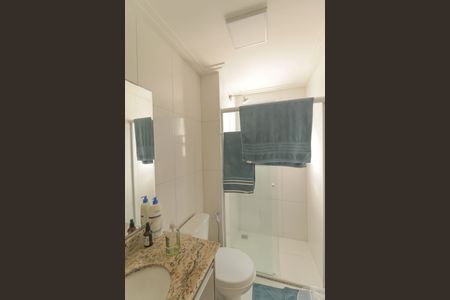 Apartamento à venda com 131m², 3 quartos e 3 vagas Apartamento à venda com 131m², 3 quartos e 3 vagasSuíte Banheiro