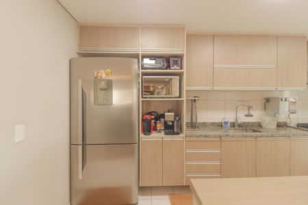 Apartamento à venda com 131m², 3 quartos e 3 vagas Apartamento à venda com 131m², 3 quartos e 3 vagasCozinha e Área de Serviço