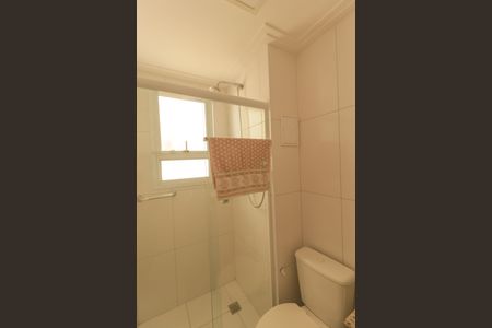 Apartamento à venda com 131m², 3 quartos e 3 vagas Apartamento à venda com 131m², 3 quartos e 3 vagasSuíte 2 Banheiro