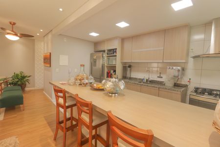 Apartamento à venda com 131m², 3 quartos e 3 vagas Apartamento à venda com 131m², 3 quartos e 3 vagasSala