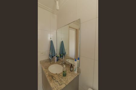 Apartamento à venda com 131m², 3 quartos e 3 vagas Apartamento à venda com 131m², 3 quartos e 3 vagasSuíte Banheiro