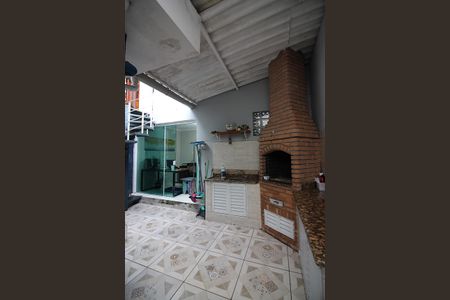 Casa à venda com 145m², 2 quartos e 2 vagasQuintal