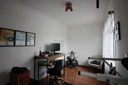 Casa à venda com 145m², 2 quartos e 2 vagasEscritório 2