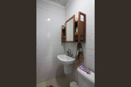 Casa à venda com 145m², 2 quartos e 2 vagasBanheiro da Suíte