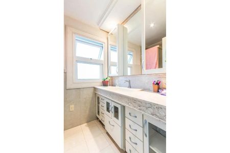 Apartamento à venda com 248m², 4 quartos e 2 vagas