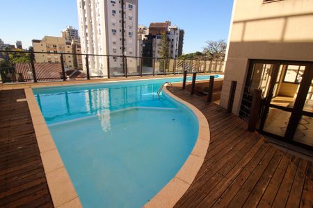 Apartamento à venda com 70m², 2 quartos e 2 vagas Apartamento à venda com 70m², 2 quartos e 2 vagasÁrea comum - Piscina