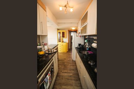 Apartamento à venda com 70m², 2 quartos e 2 vagas Apartamento à venda com 70m², 2 quartos e 2 vagasCozinha