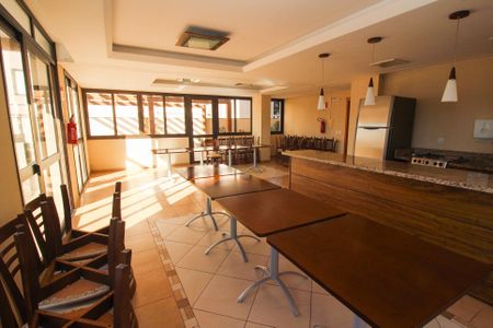 Apartamento à venda com 70m², 2 quartos e 2 vagas Apartamento à venda com 70m², 2 quartos e 2 vagasÁrea comum - Salão de festas